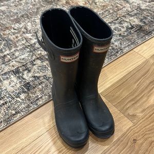 Hunter Original Tall Rubber Rain Boot 4 Girls/3 Boys - Navy Blue